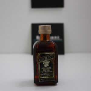 Mignonnette - mini bar - Cointreau Gold 44