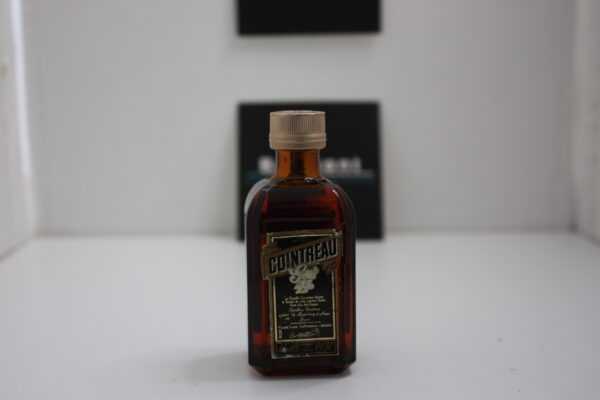 Mignonnette - mini bar - Cointreau Gold 44