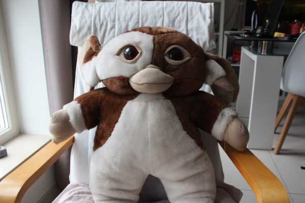 Gremlins - Gizmo peluche grand model ( environ 70 cm )