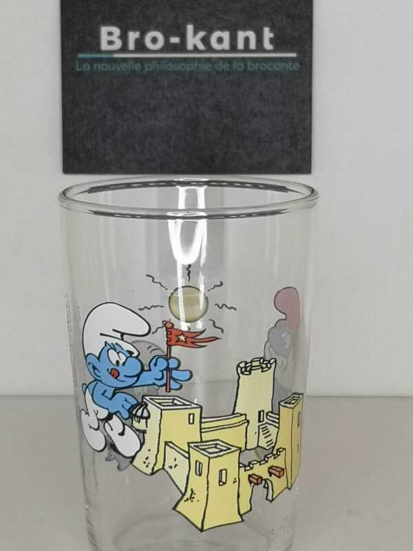 Verre à moutarde : Schtroumpf château de sable