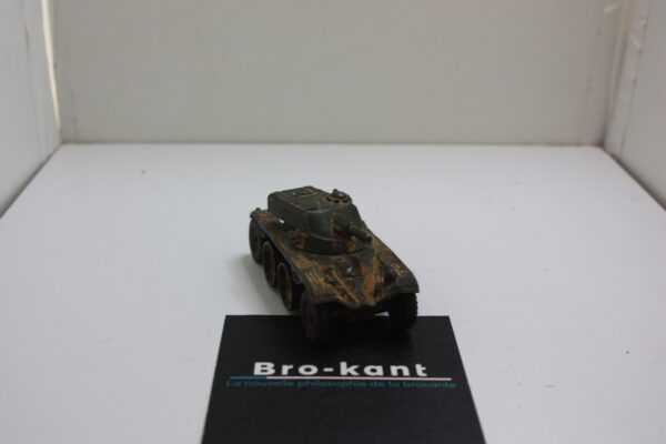 Dinky Toys : Char FL-10 EBR PANHARD 827