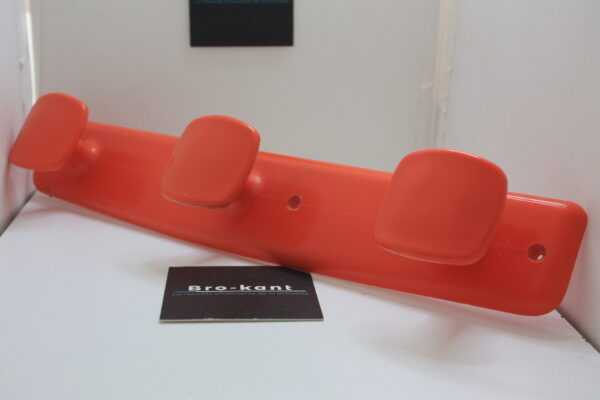vintage, porte manteaux en plastique orange Syla années 70-Déco