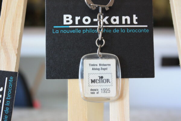 porte clés Vintage - Melior timbre ristourne St Josse