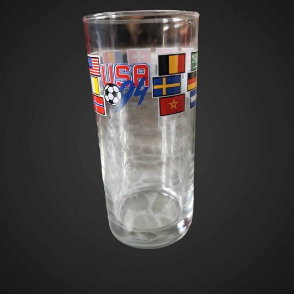 Verre décoré mondial de football U S A 1994 - Bro-kant