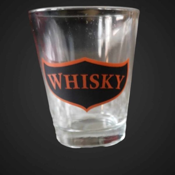 Verre à alcool de petite taille (6cm) inscription whisky - Bro-kant