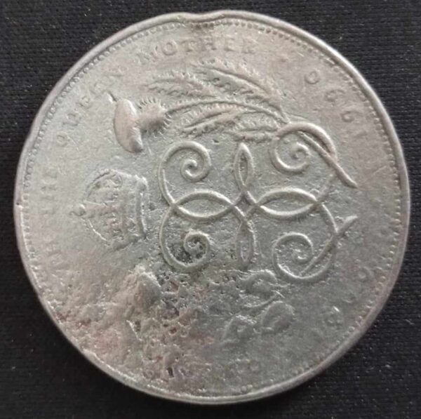 Pièce de monnaie commémorative Reine mère Elizabeth II 1990